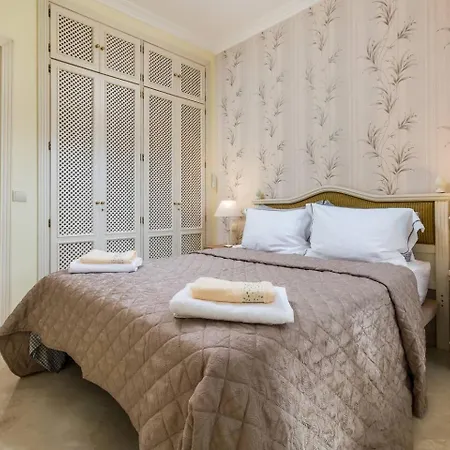 公寓 Beachfront, 3pools, King Bed, Free Gymparking *